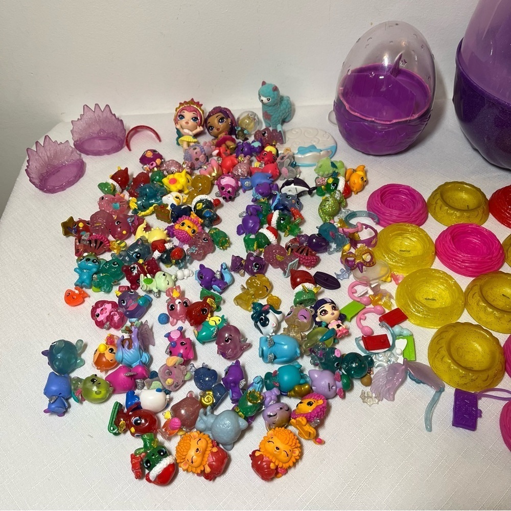 Huge Hatchimals Lot. Accessories. Beds. Storage. - Picture 2 of 9